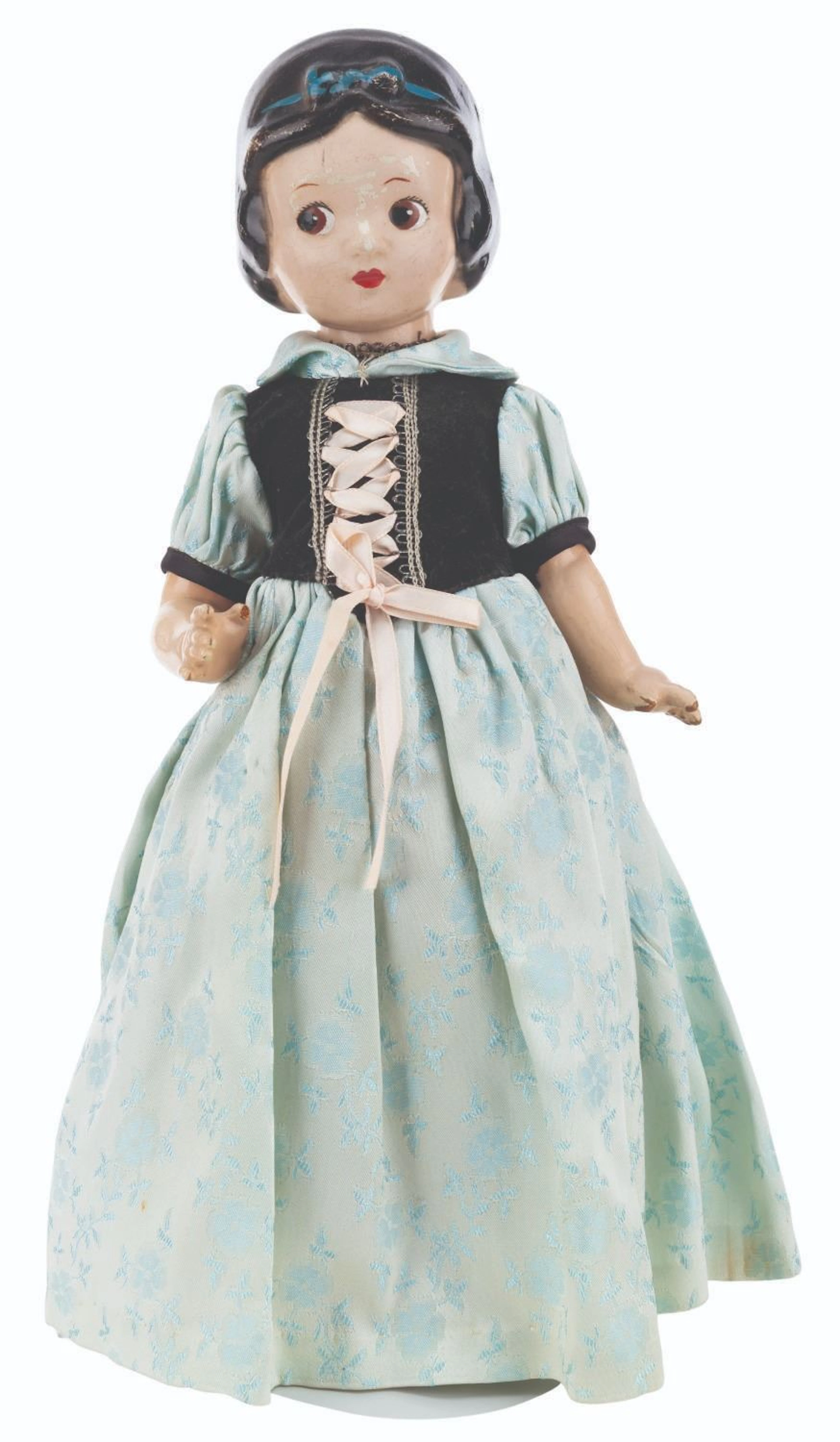 A Knickerbocker Snow White Doll.