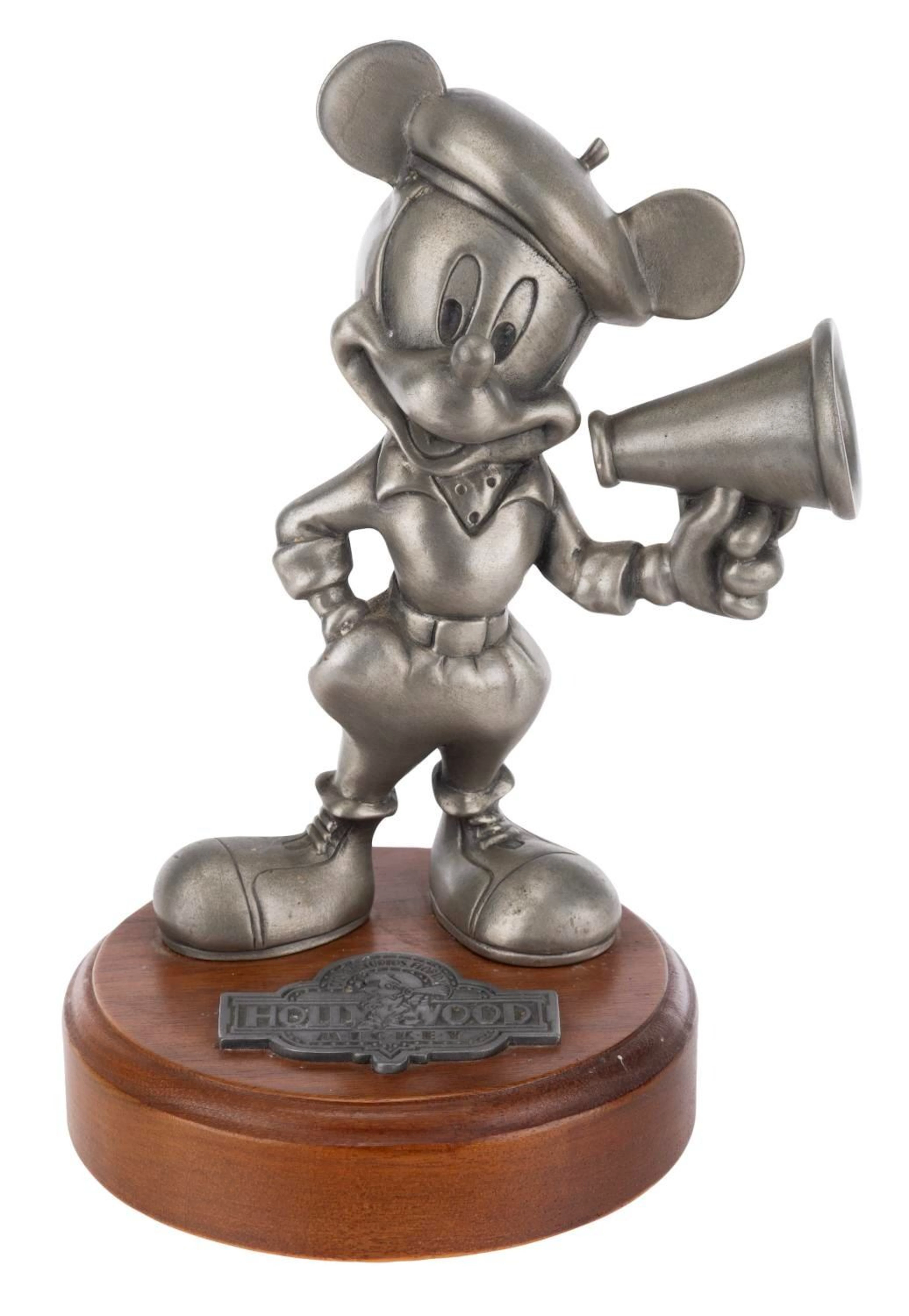 A Hollywood Mickey Statue.