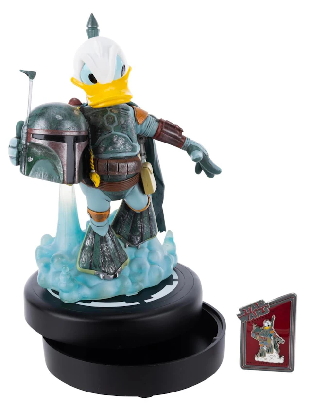A Donald Duck as Boba Fett Medium Fig with Pin.
