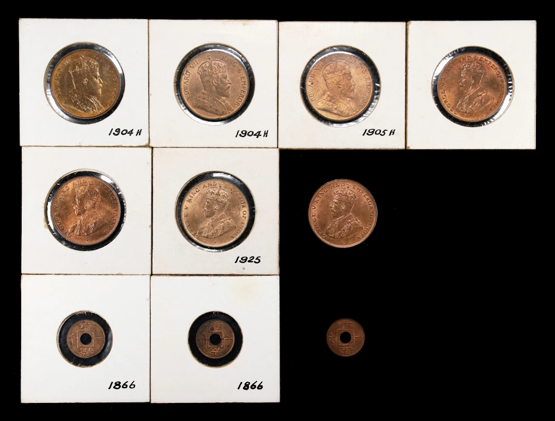 (t) HONG KONG (SAR). Group of Copper Minors (10 Pieces), 1863-1925.