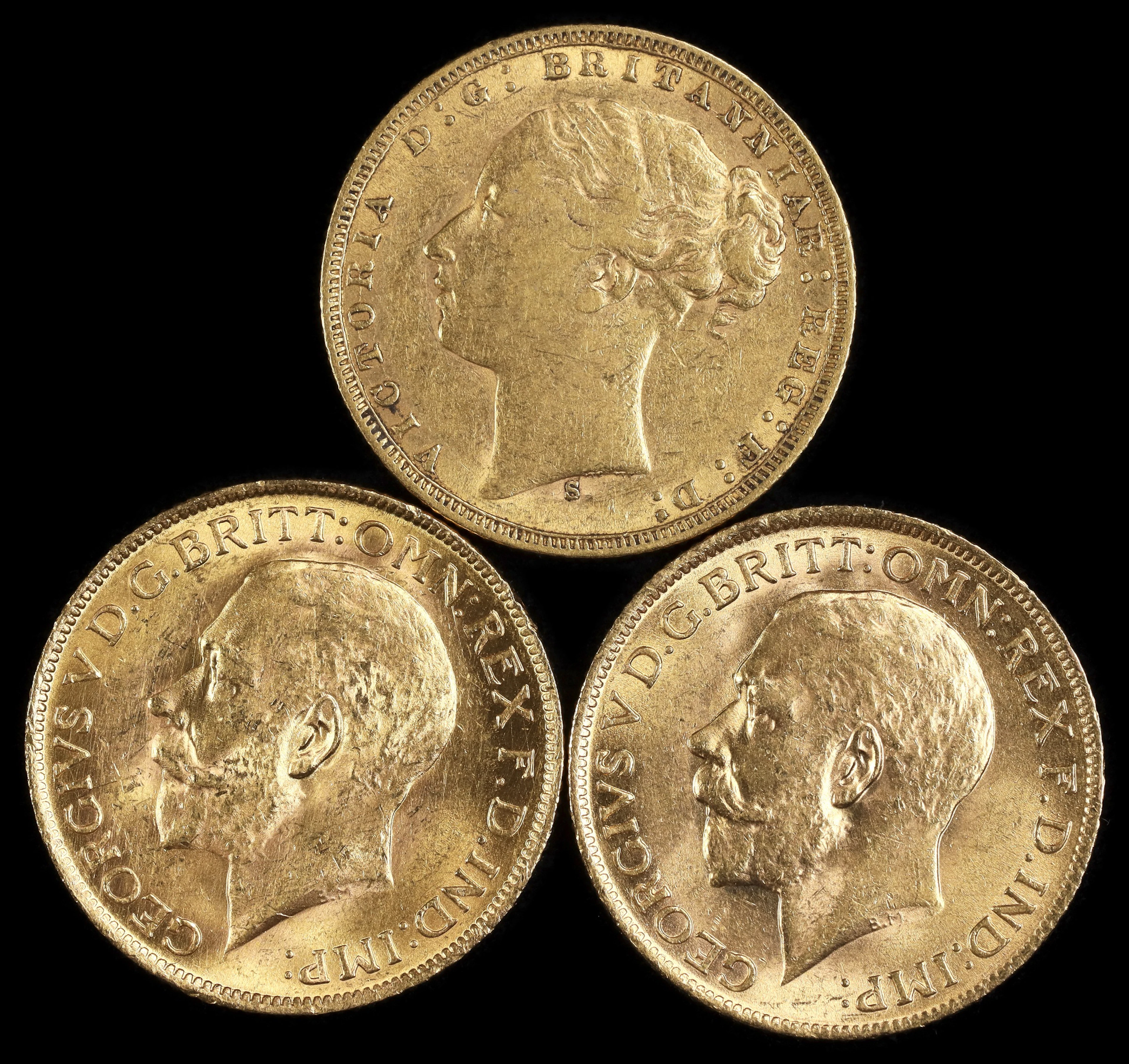 (0.707 oz, 21.975 g AGW). Mixed World. Lot of (3) Mixed Date Gold Sovereigns.