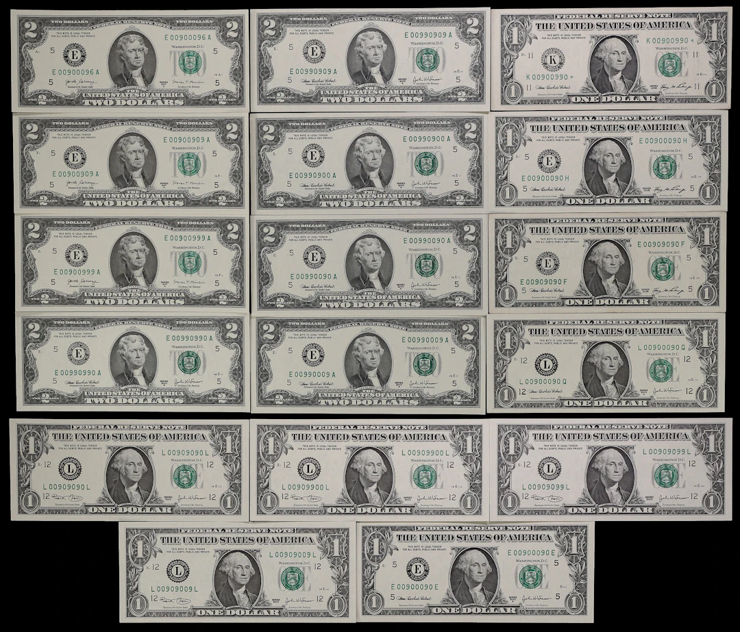 Lot of (17) Fr. 1929-L, 1930-E, 1931-L, 1933-E, 1933-K*, 1938-E &