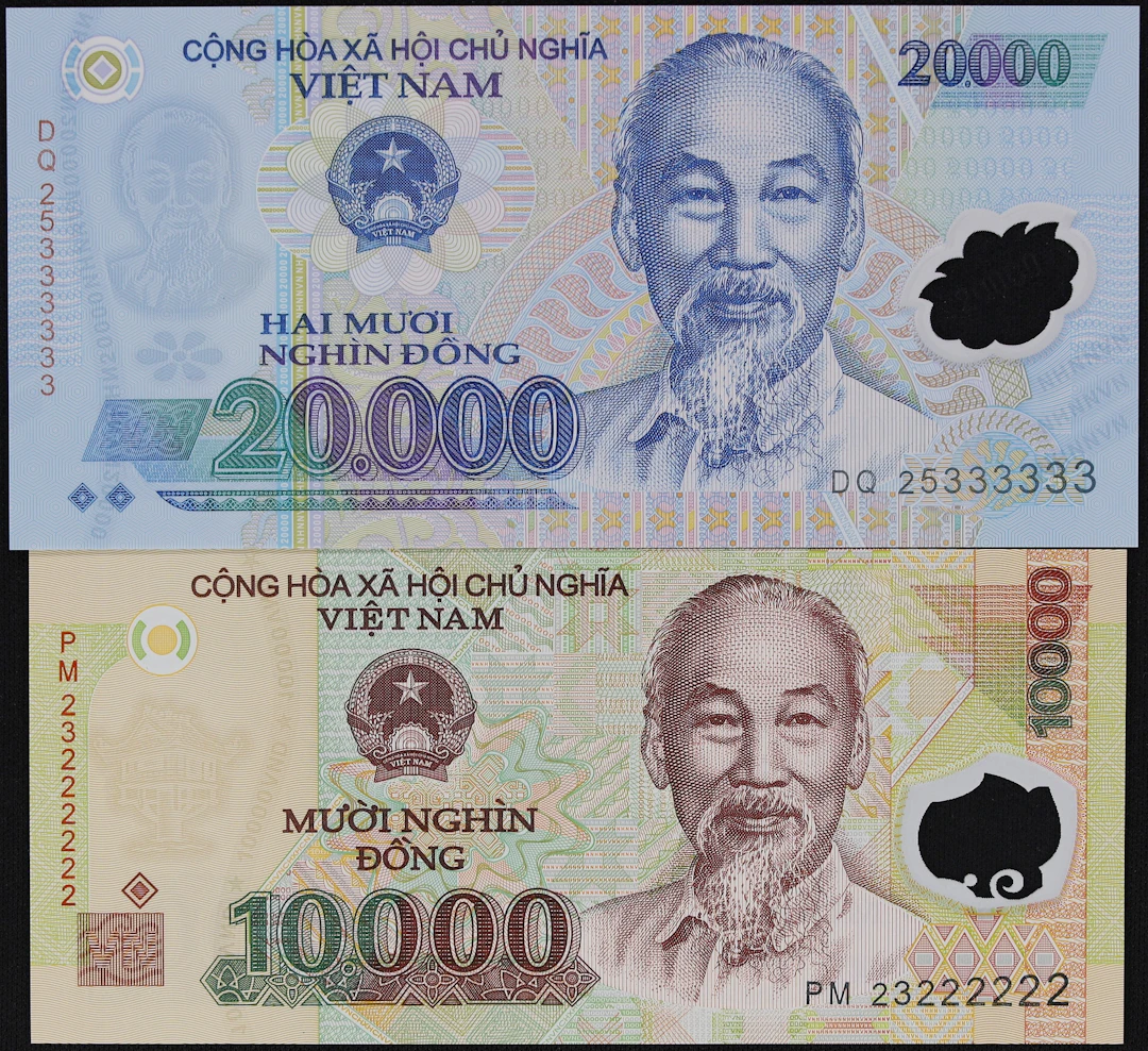 VIETNAM. Lot of (2). State Bank of Vietnam. 10,000 & 20,000 Dong