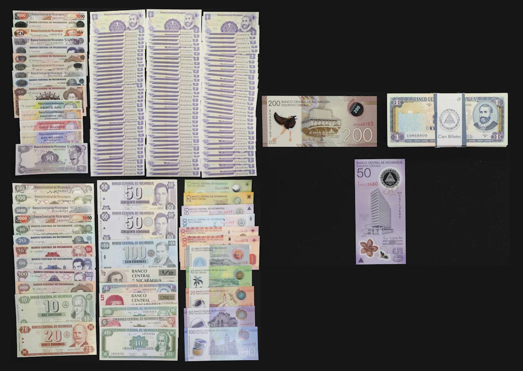 NICARAGUA. Lot of (249). Banco Central de Nicaragua. Mixed Denominations
