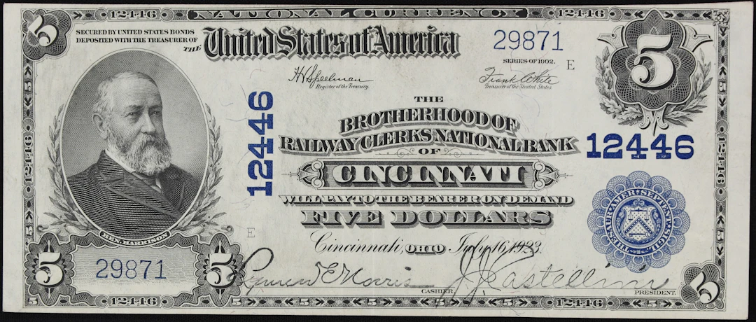 Cincinnati, Ohio. $5 1902 Plain Back. Fr. 609. The Brotherhood of