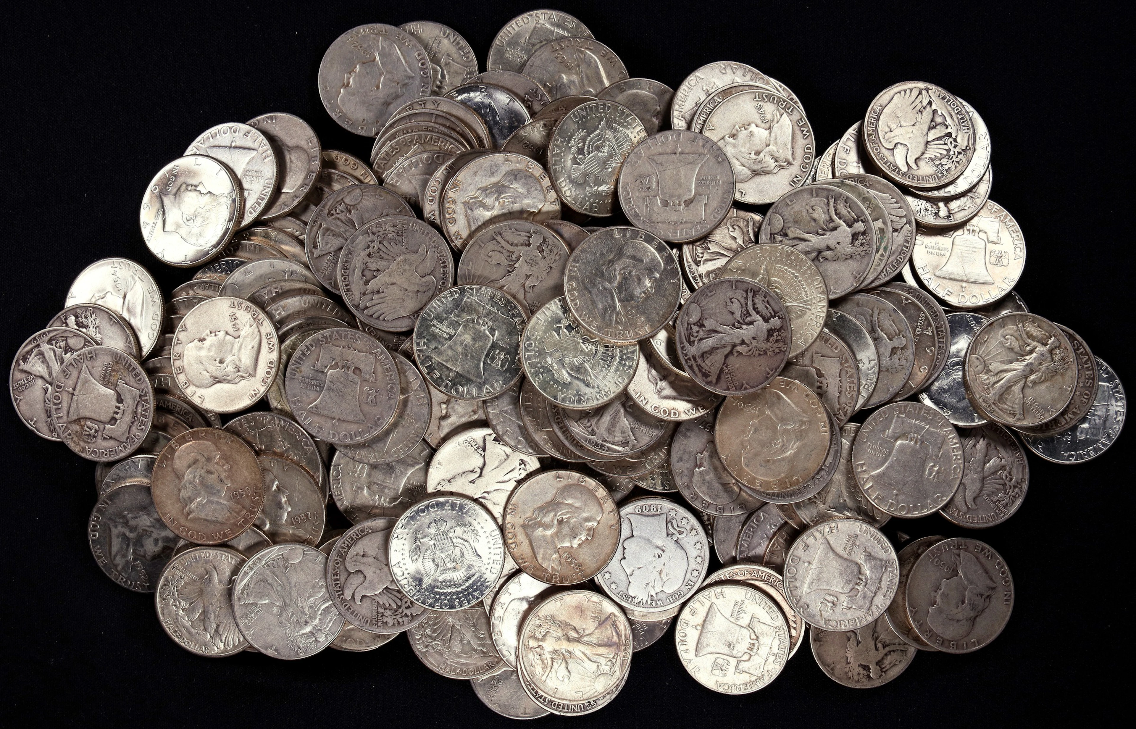 (80.438 oz, 2501.928 g ASW). $112.50 Face Value in 90% Silver Half-Dollars.