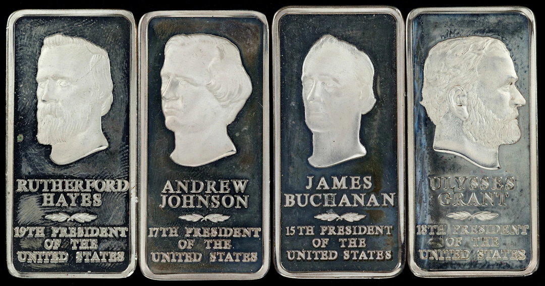 (19.271 oz, 599.4 g ASW). Lot of (4) Danbury Mint 2500 grain Presidential