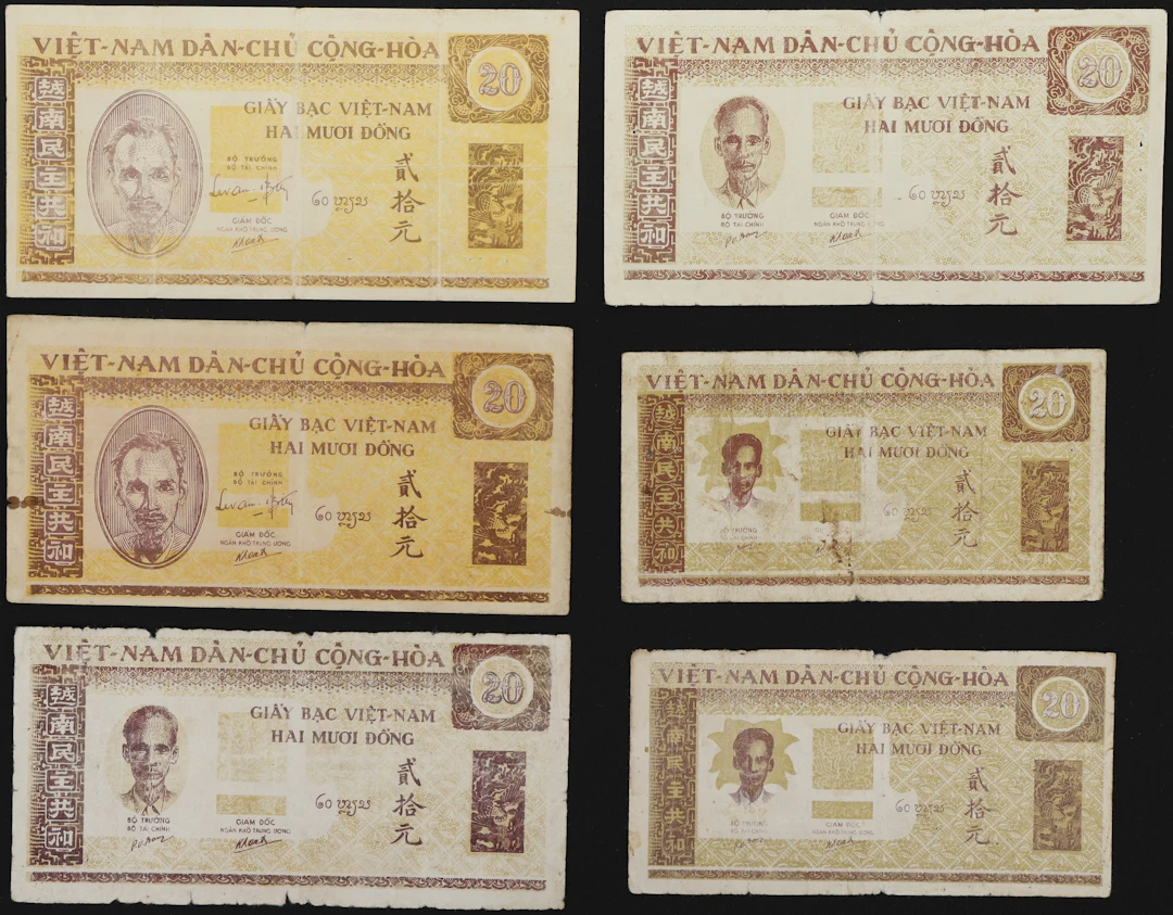 VIETNAM. Lot of (6). Viet-Nam Dan-Chu Cong-Hoa. 20 Dong, ND (1946).