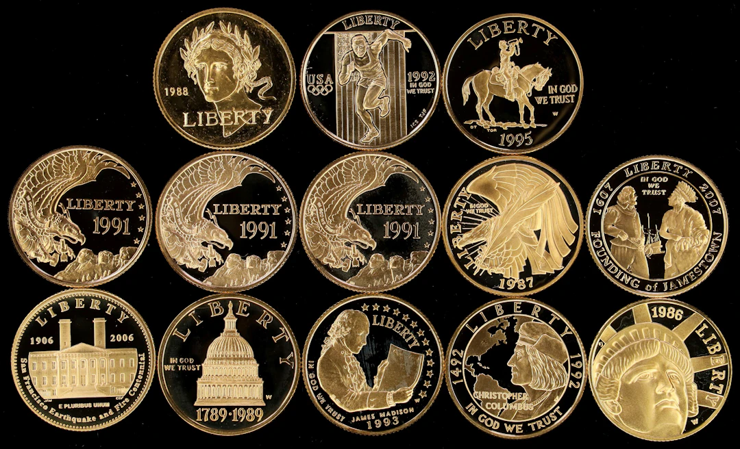 (3.146 oz, 97.853 g AGW). Lot of (13) Mixed Date U.S. Commemorative Gold $5.
