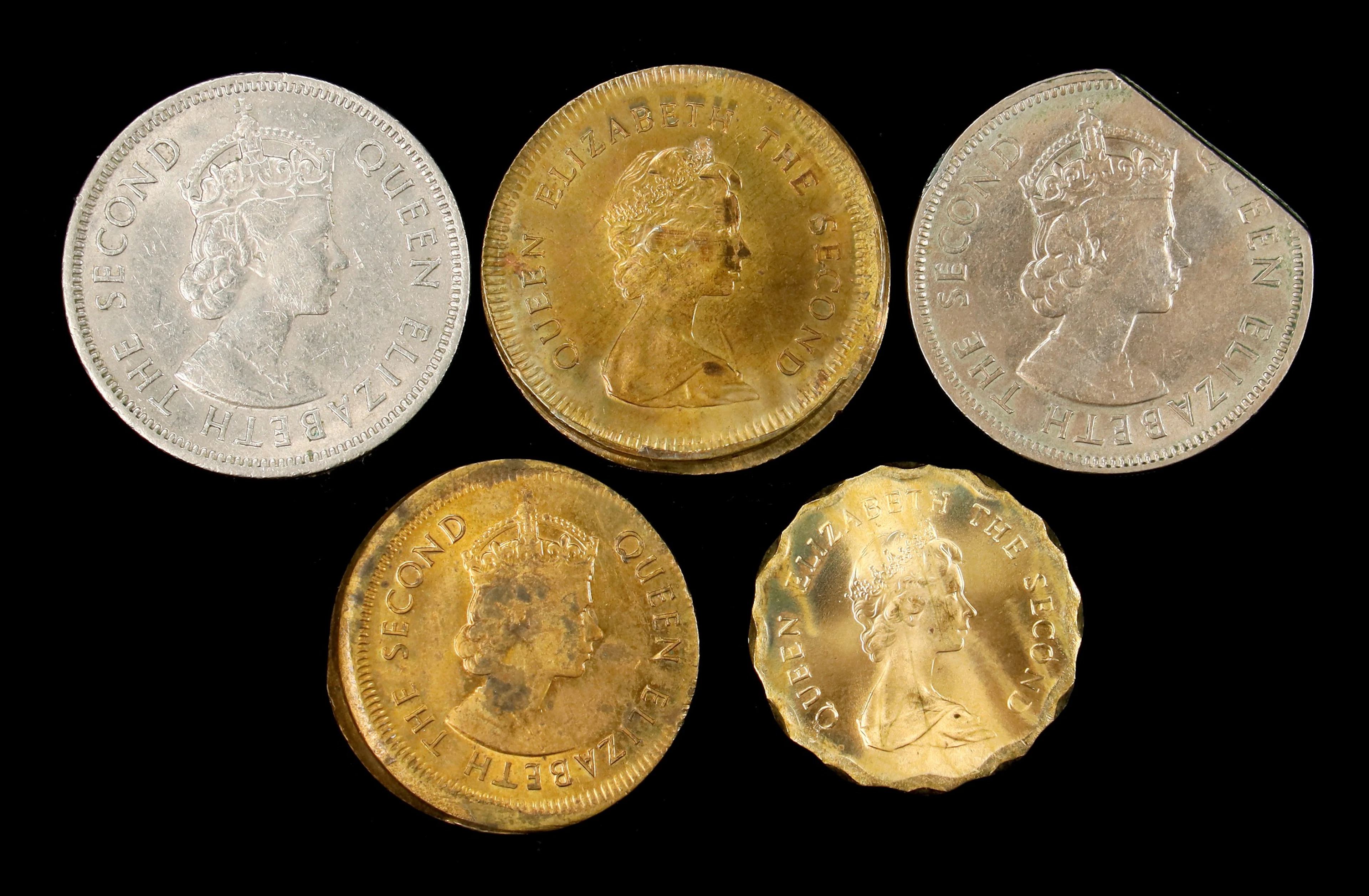 (t) HONG KONG (SAR). Quintet of Mint Errors (5 Pieces), 1965-79. Elizabeth