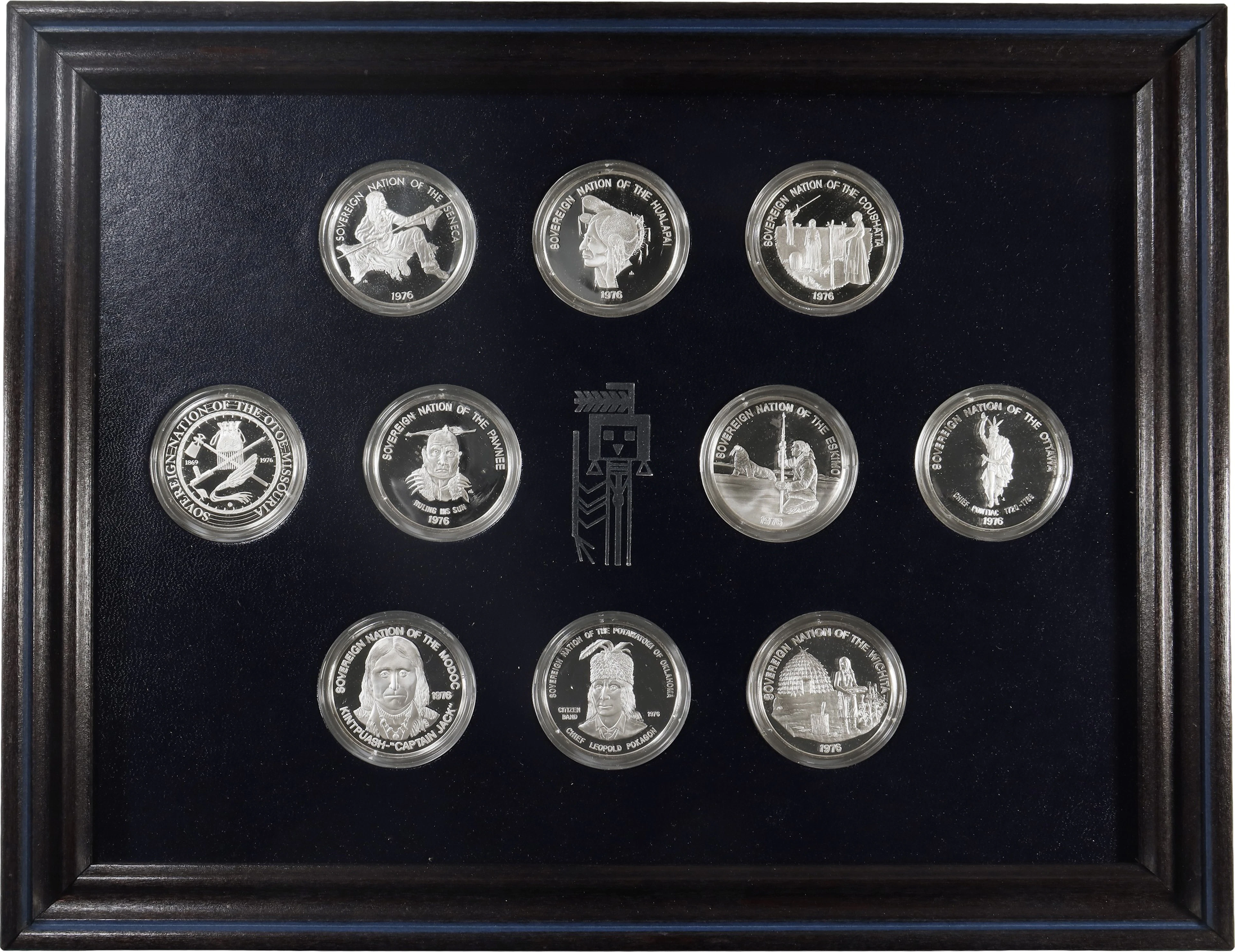 (8.3 oz, 258.163 g ASW). 1976 Franklin Mint Official Coin-Medals of