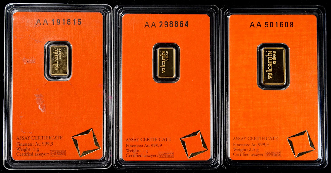 (0.096 oz, 3 g AGW). Lot of (3) Valcambi Suisse 1 gram Gold Bars.