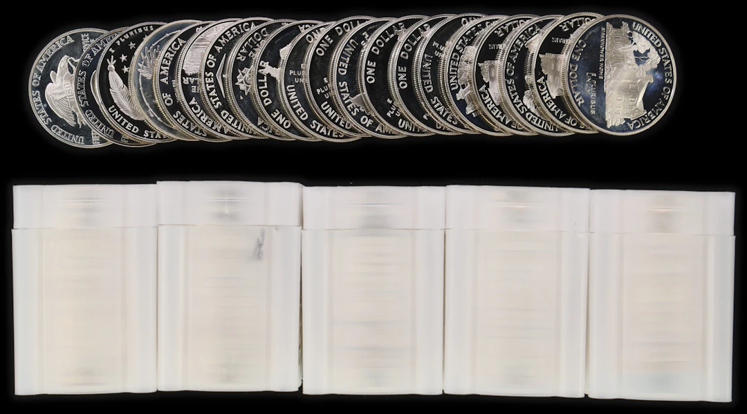 (92.808 oz, 2886.7 g ASW). Lot of (120) Mixed Date U.S. Commemorative