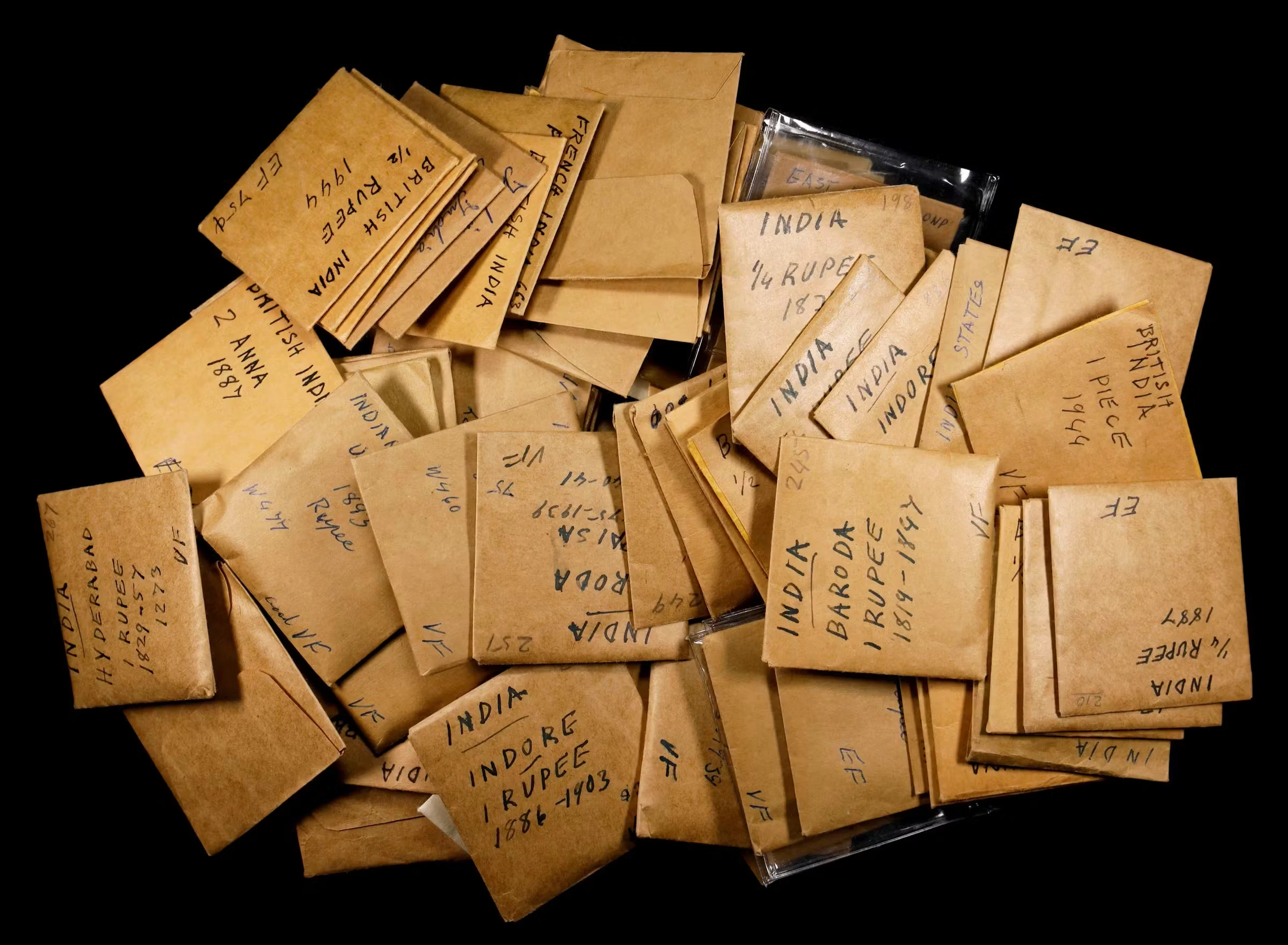 INDIA. Group of Mixed Denominations (Approximately 105 Pieces), ND