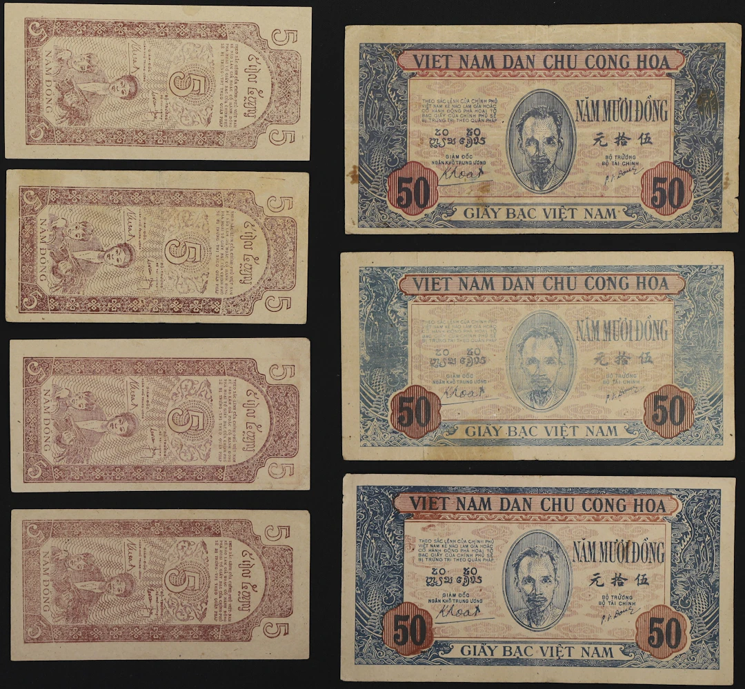 VIETNAM. Lot of (7). Viet-Nam Dan-Chu Cong-Hoa. 5 & 50 Dong, ND (1947).