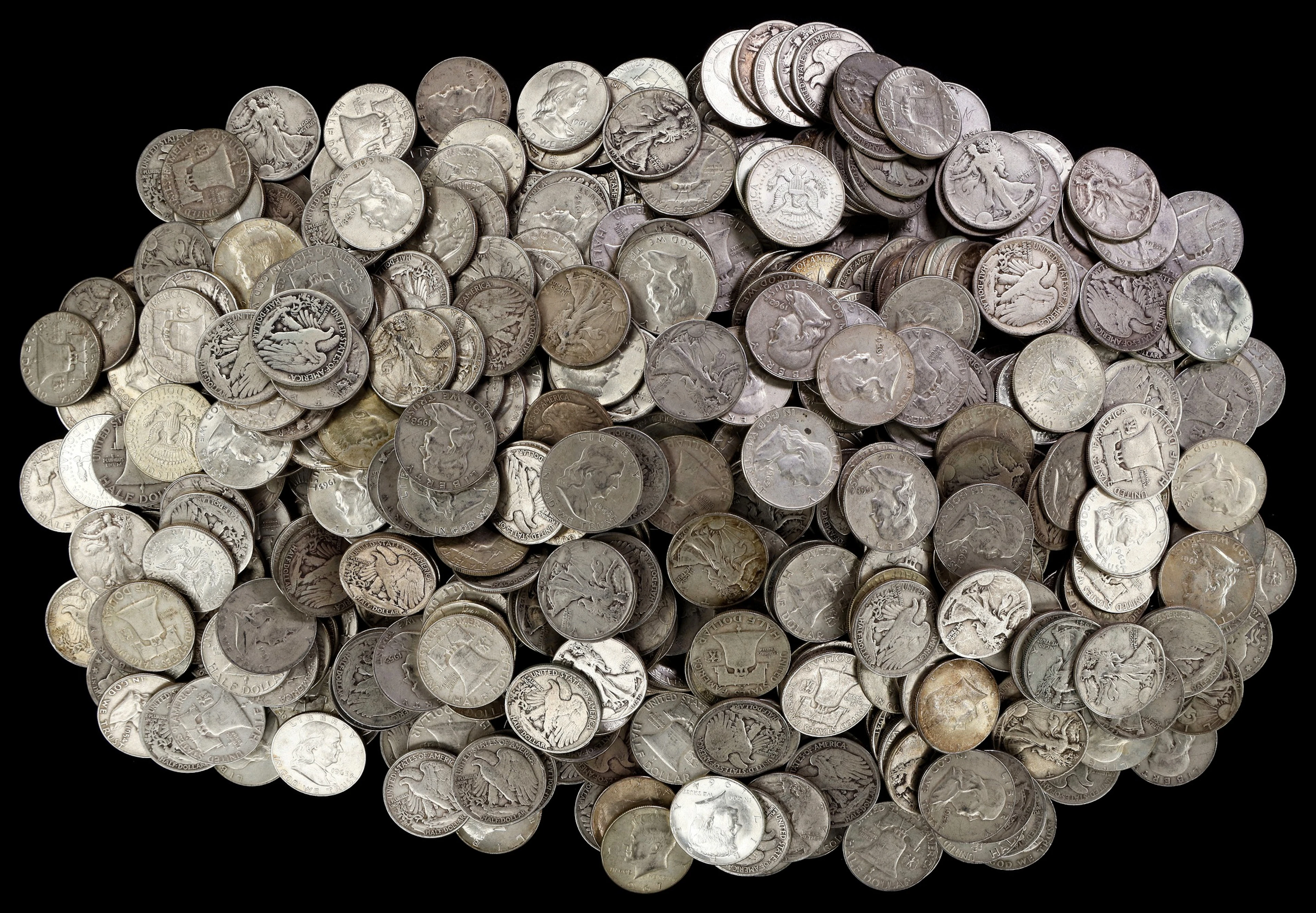 (232.018 oz, 7216.672 g ASW). $324.50 Face Value in 90% Silver Half-Dollars.