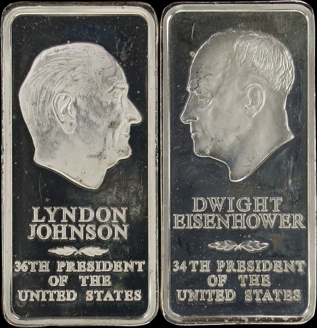 (9.635 oz, 299.7 g ASW). Lot of (2) Danbury Mint 2500 grain Presidential
