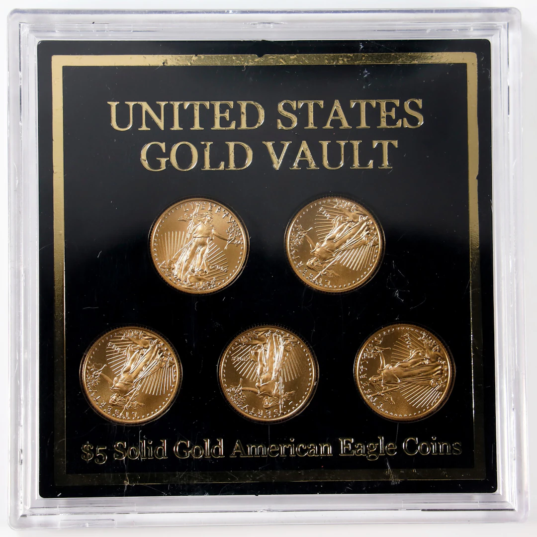 (0.5 oz, 15.552 g AGW). 2014 U.S. Gold Vault American Gold Eagle $5