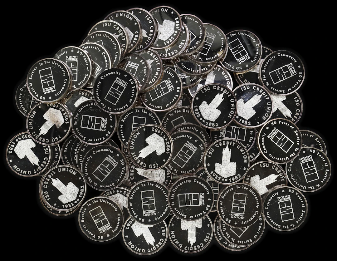 (81 oz, 2519.424 g ASW). Lot of (81) ISU Credit Union 1 oz Silver Rounds.