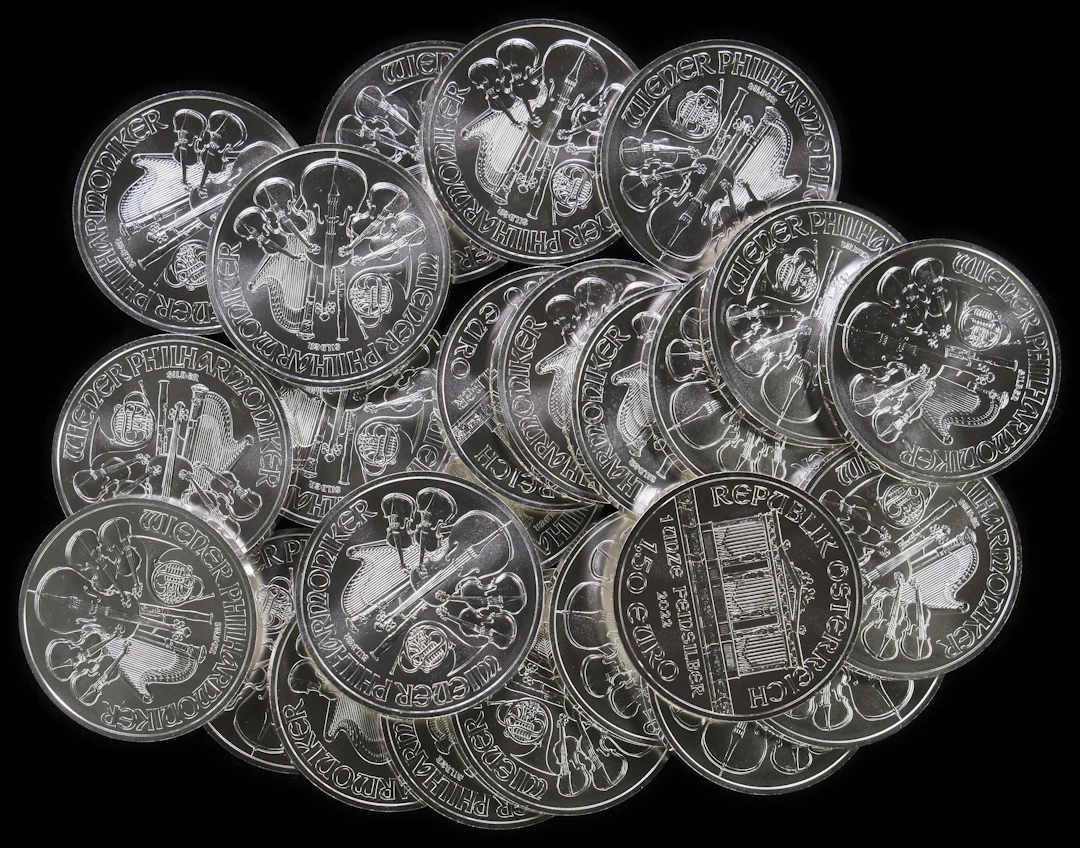 (25 oz, 777.6 g ASW). Austria. Lot of (25) 2022 1 oz Silver Philharmonics.
