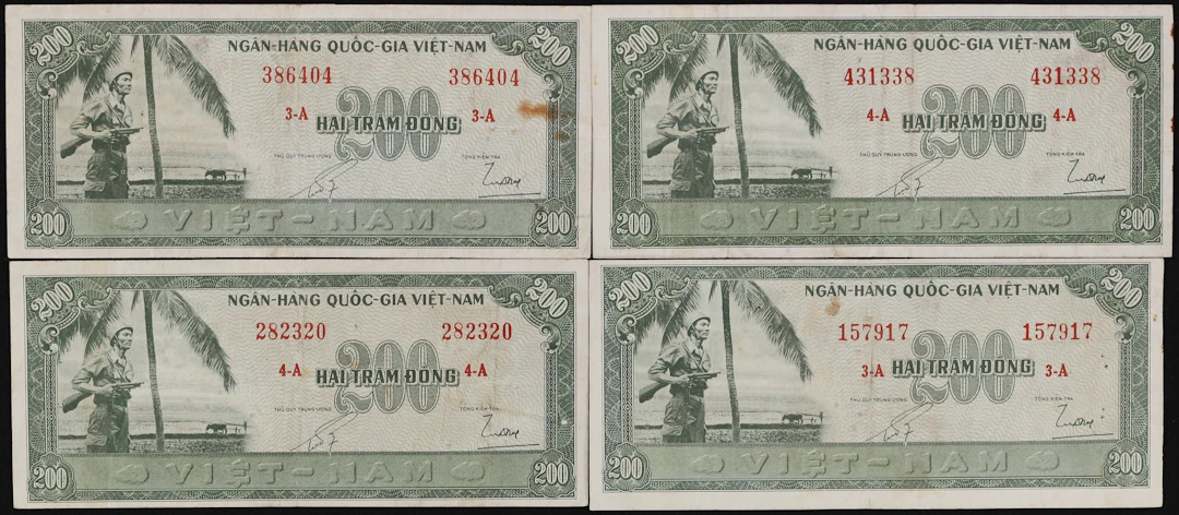 VIETNAM, SOUTH. Lot of (4). National Bank of Vietnam. 200 Dong, ND