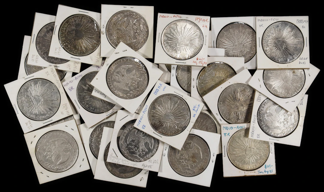 MEXICO. Group of 8 Reales (26 Pieces), 1862-90. San Luis Potosi Mint.