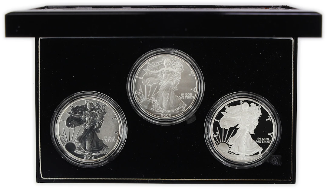 (3 oz, 93.312 g ASW). 2006 American Silver Eagle 20th Anniversary