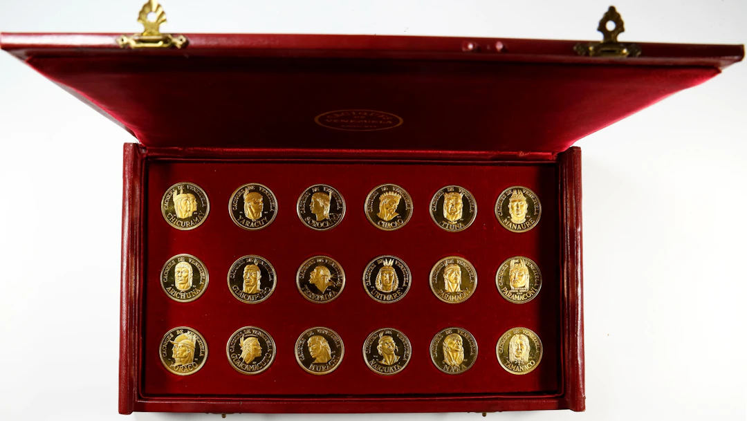 (7.813 oz, 243.004 g AGW). Venezuela. Indian Chiefs of Venezuela Eighteen-Piece