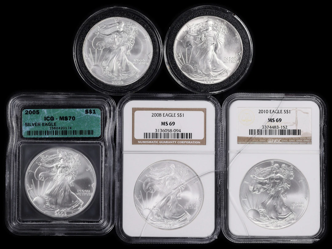 (5 oz, 155.52 g ASW). Lot of (5) Mixed Certified and Date American