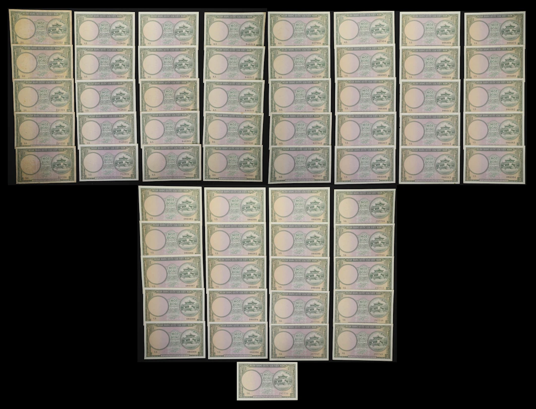 VIETNAM, SOUTH. Lot of (61). National Bank of Vietnam. 1 Dong, ND