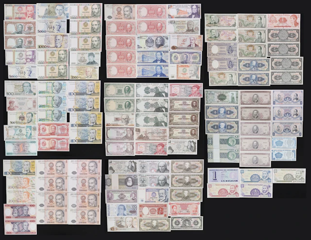 MIXED LOTS. Lot of (122). Mixed Banks. Mixed Denominations, Mixed