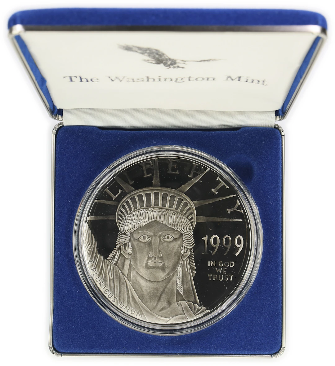 (4 oz, 124.416 g ASW). 1999 Washington Mint Platinum Layered 4 oz Silver Round.