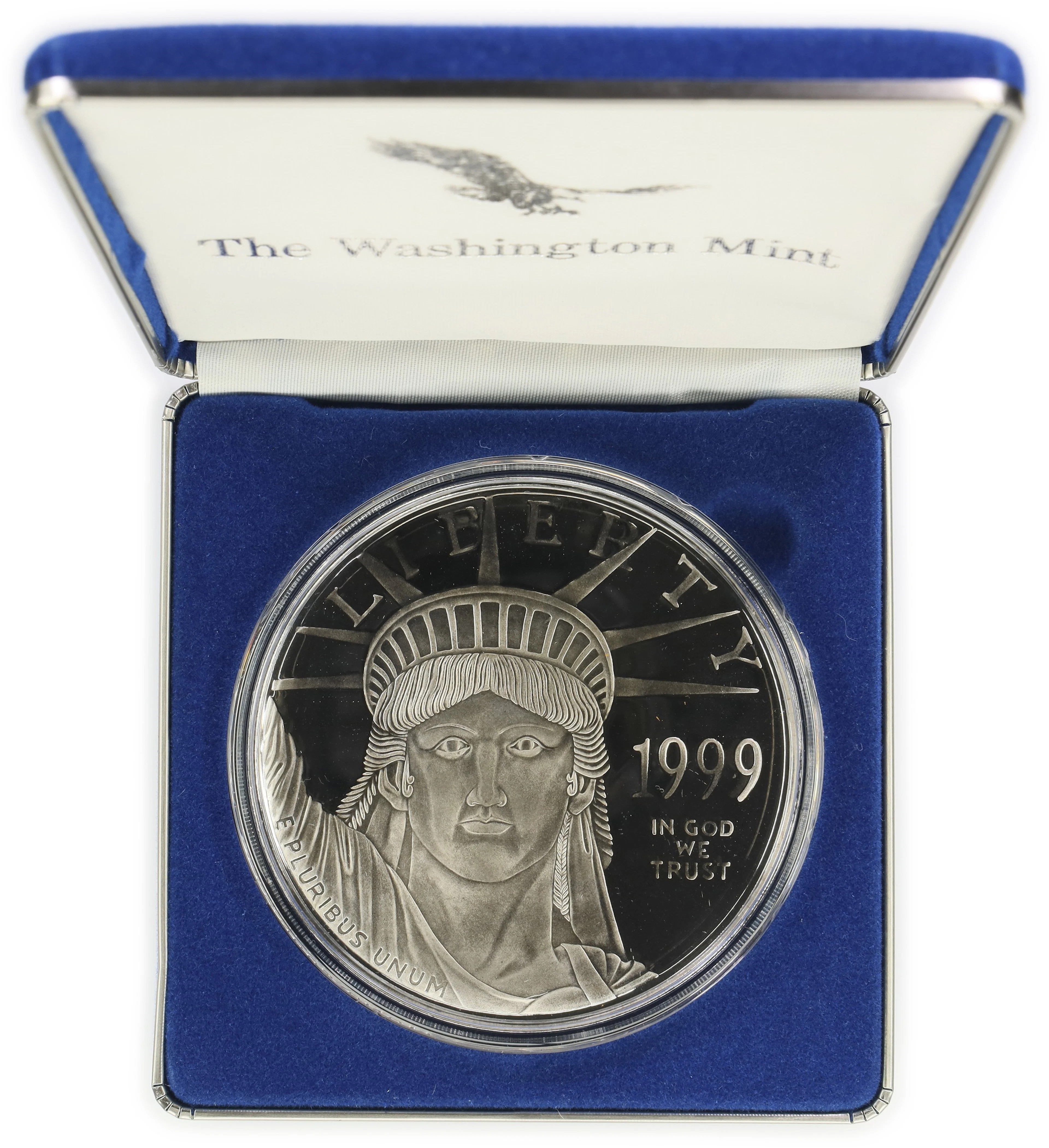 (4 oz, 124.416 g ASW). 1999 Washington Mint Platinum Layered 4 oz Silver Round.