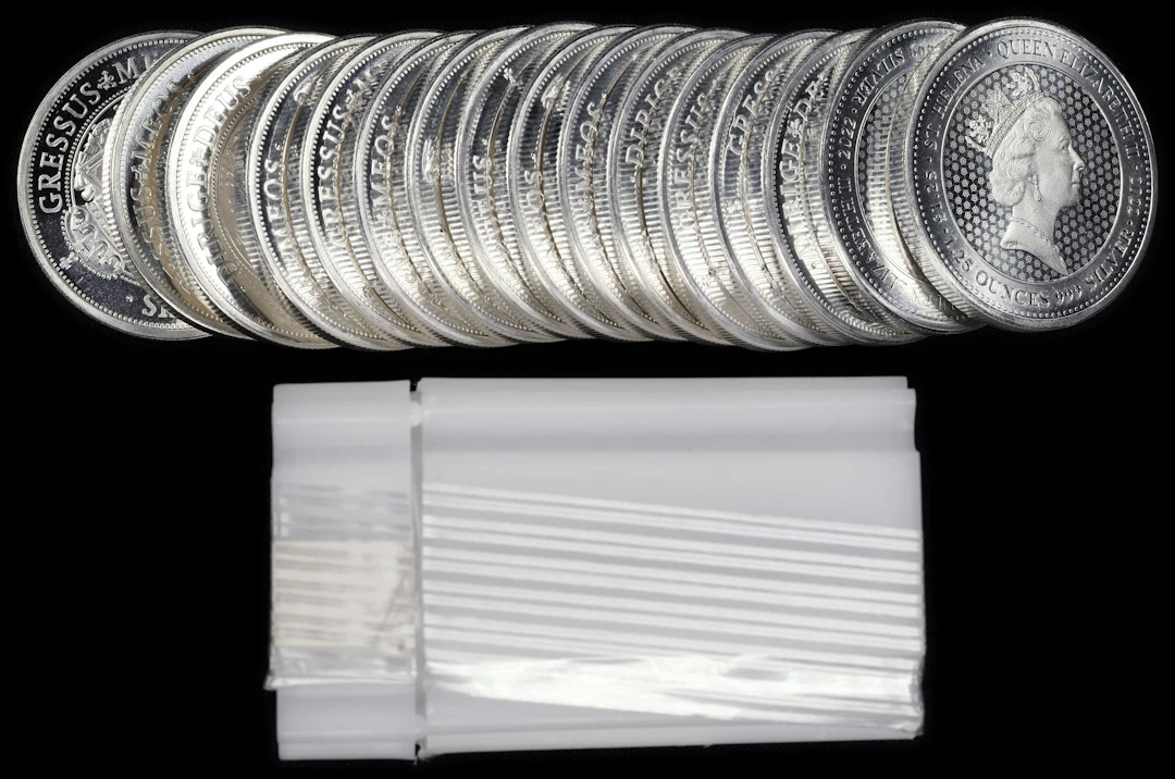 (20 oz, 622.08 g ASW). St. Helena. Lot of (16) 2022 1.25 oz Silver
