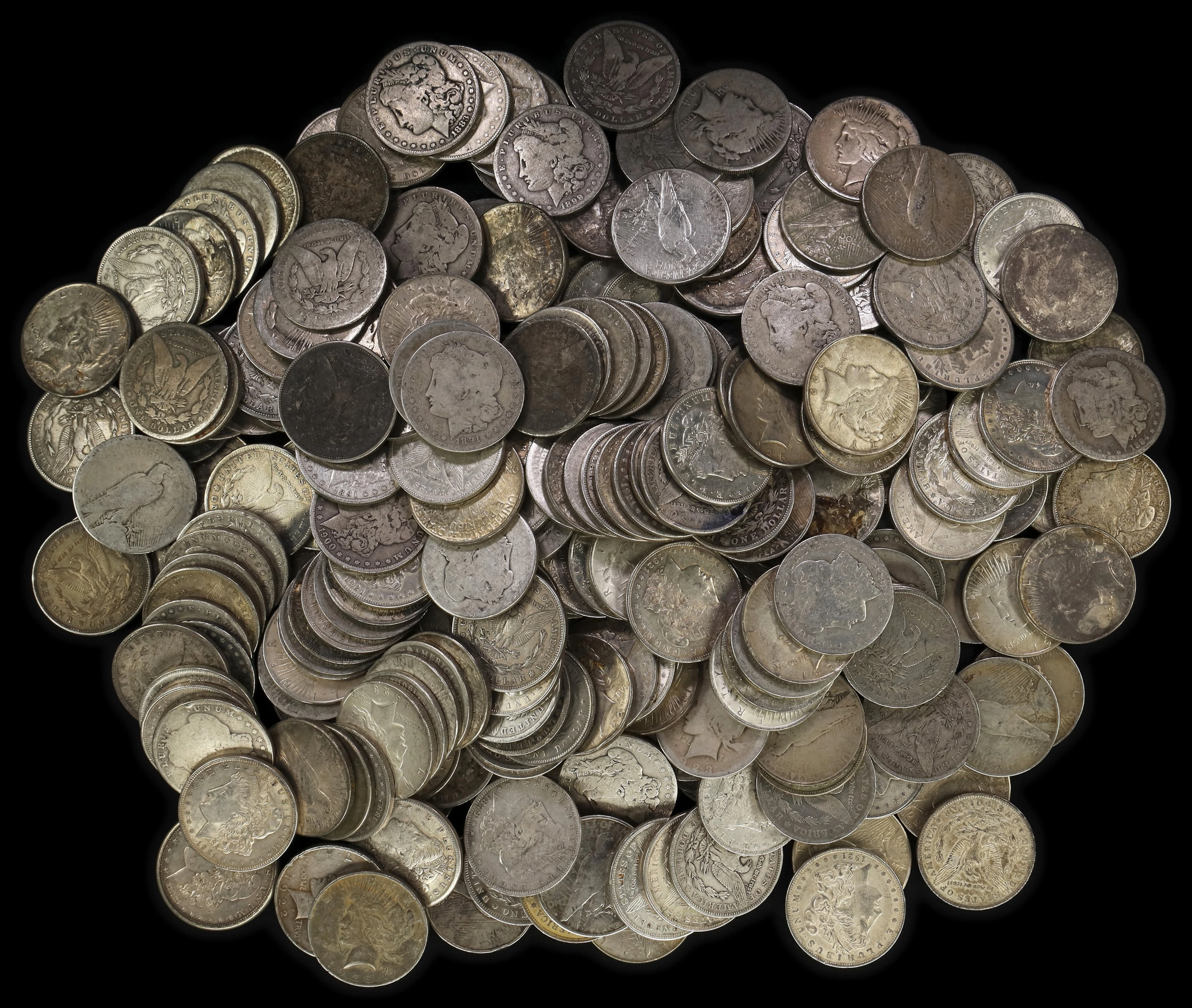 (193.35 oz, 6013.958 g ASW). Lot of (250) Mixed Date Morgan and Peace