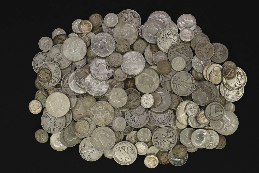 (39.826 oz, 1238.732 g ASW). $55.70 Face Value in 90% Mixed Denomination