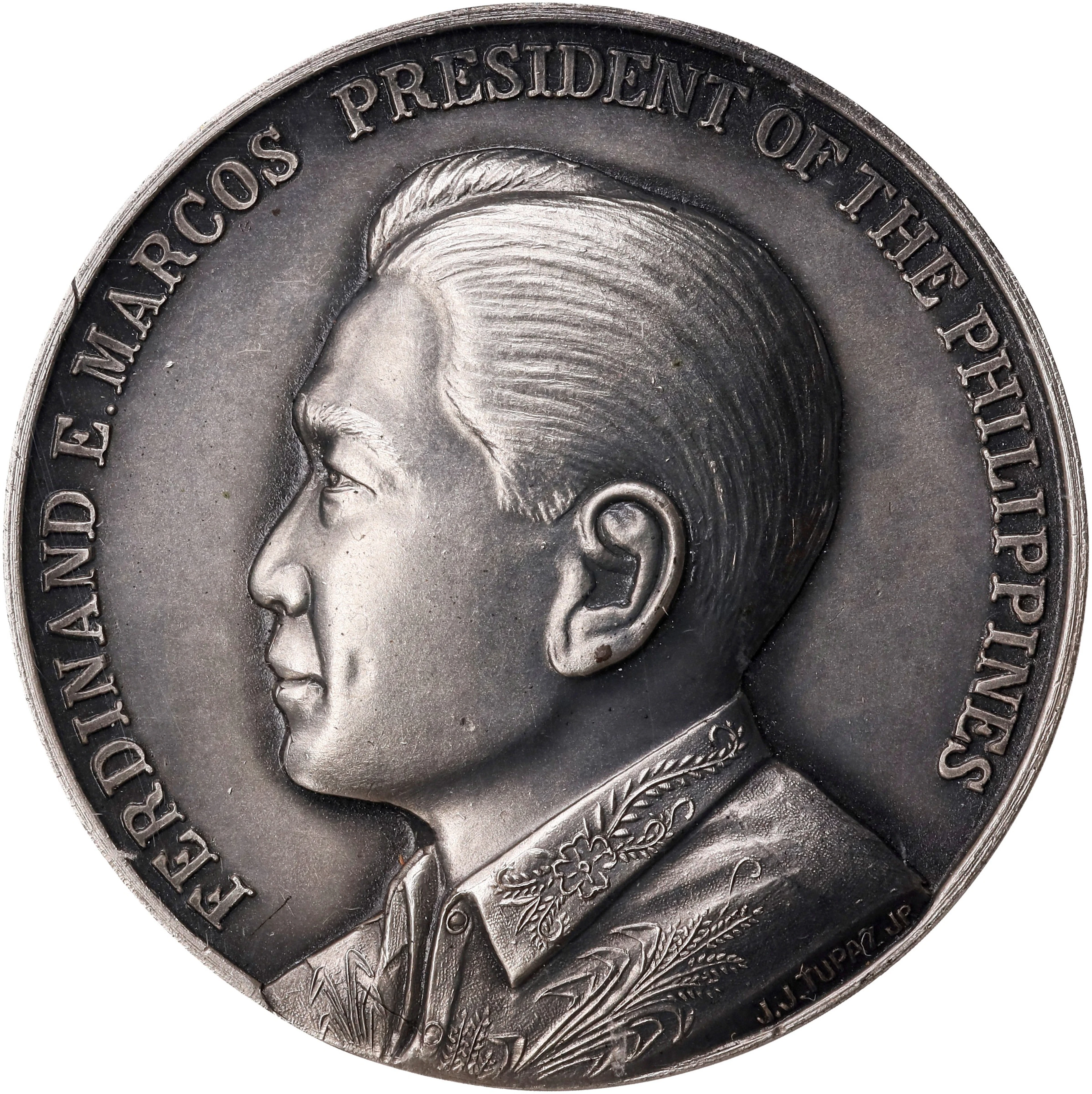PHILIPPINES. 25th Anniversary of Bataan and Corregidor Silvered Bronze