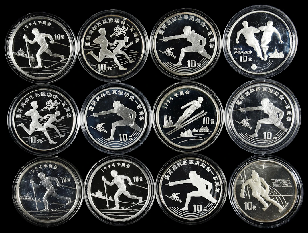 (t) CHINA. Group of Silver 10 Yuan (12 Pieces), 1991-93. Olympic Series.