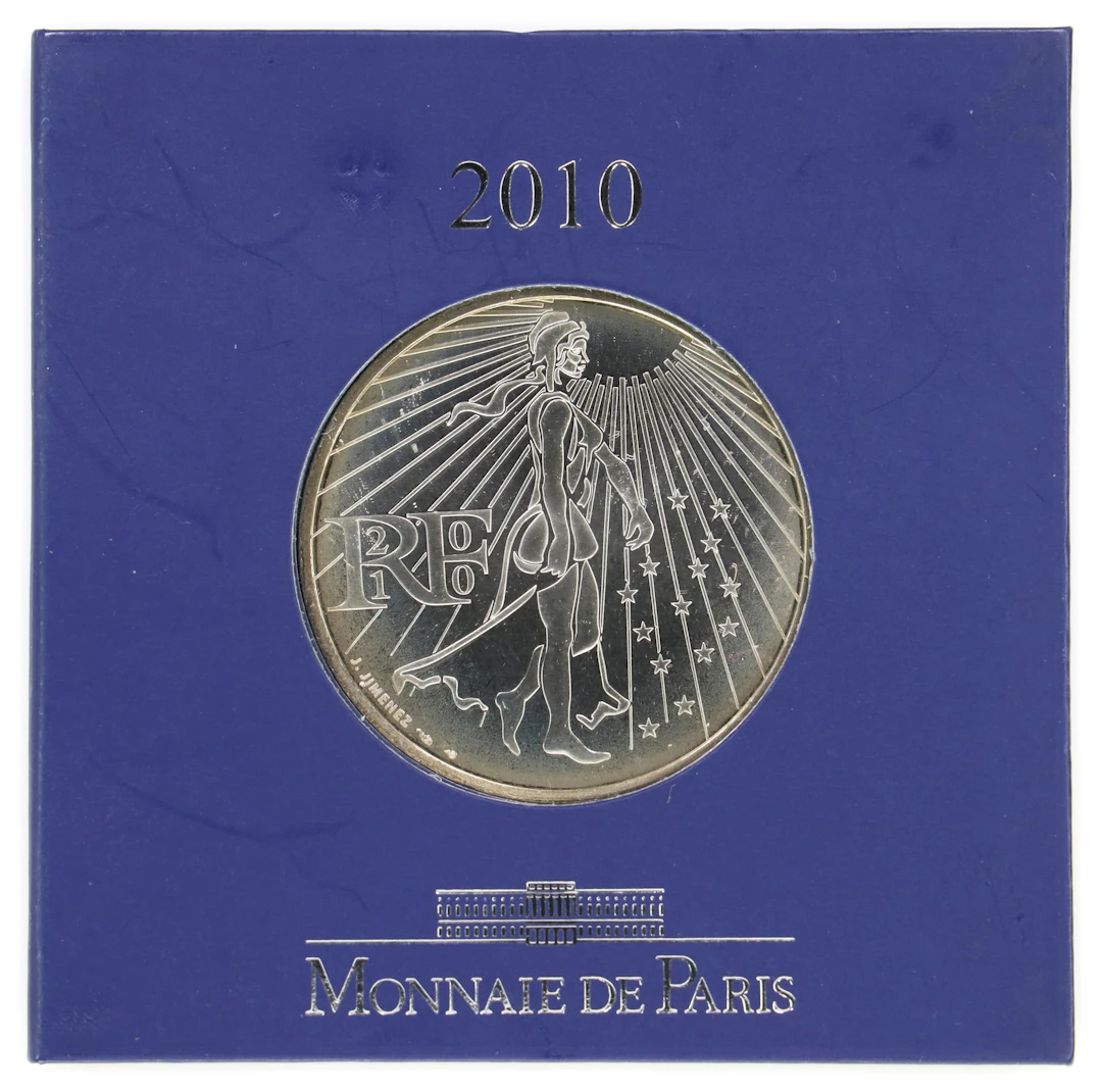 (1.042 oz, 32.41 g ASW). France. 2010 Silver 50 Euros.