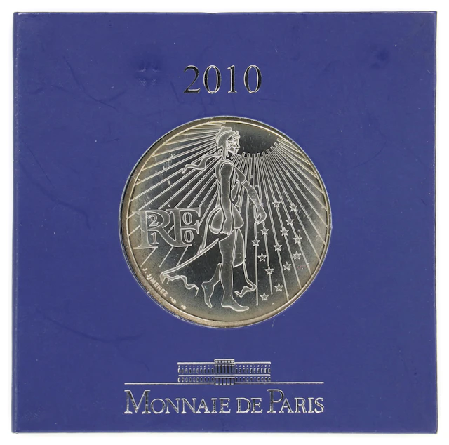 (1.042 oz, 32.41 g ASW). France. 2010 Silver 50 Euros.