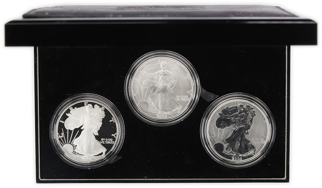 (3 oz, 93.312 g ASW). 2006 American Silver Eagle 20th Anniversary