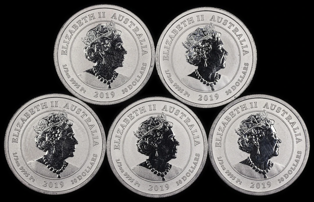 (1.667 oz, 51.84 g APtW). Australia. Lot of (5) 2019 Humpback Whale