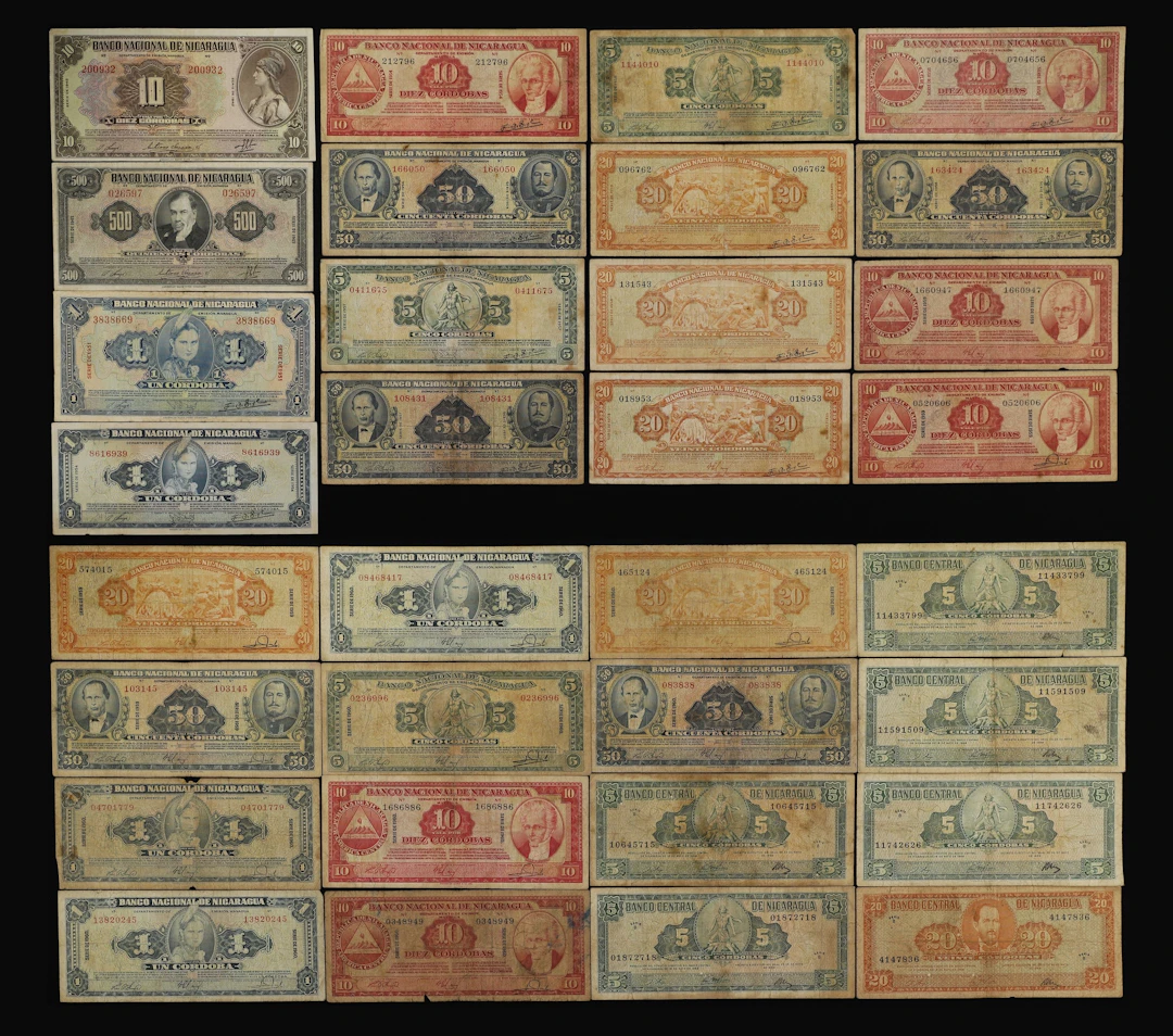 NICARAGUA. Lot of (32). Banco Nacional de Nicaragua. 1, 5, 10, 20