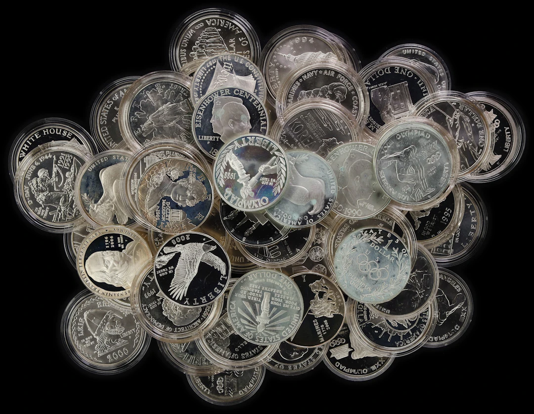 (48.724 oz, 1515.518 g ASW). Lot of (63) Mixed Date U.S. Commemorative