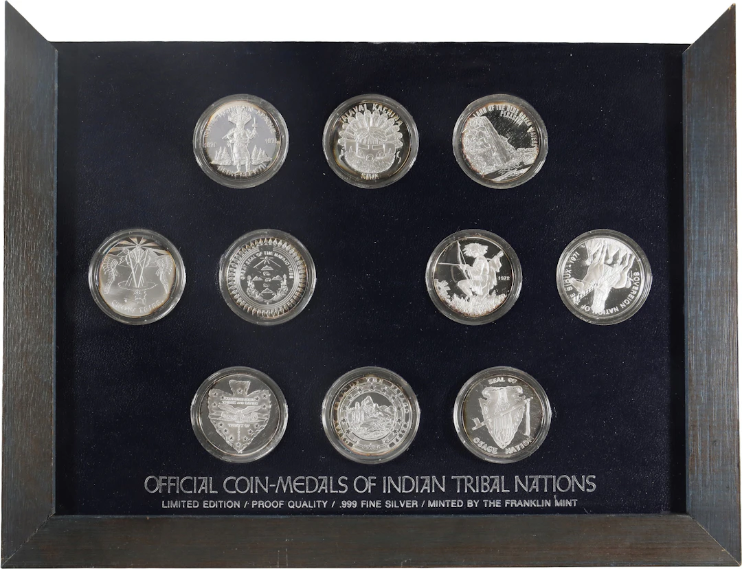 (8.3 oz, 258.163 g ASW). 1973 Franklin Mint Official Coin-Medals of