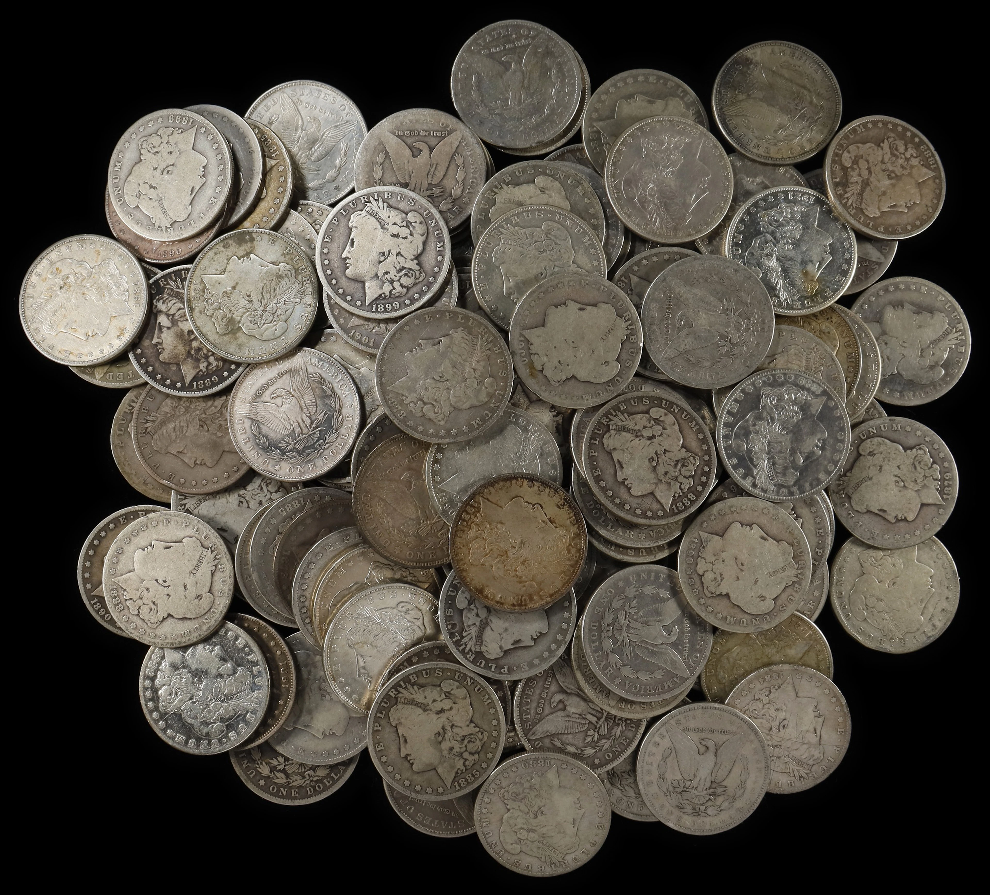 (87.394 oz, 2718.309 g ASW). Lot of (113) Mixed Date Morgan and Peace