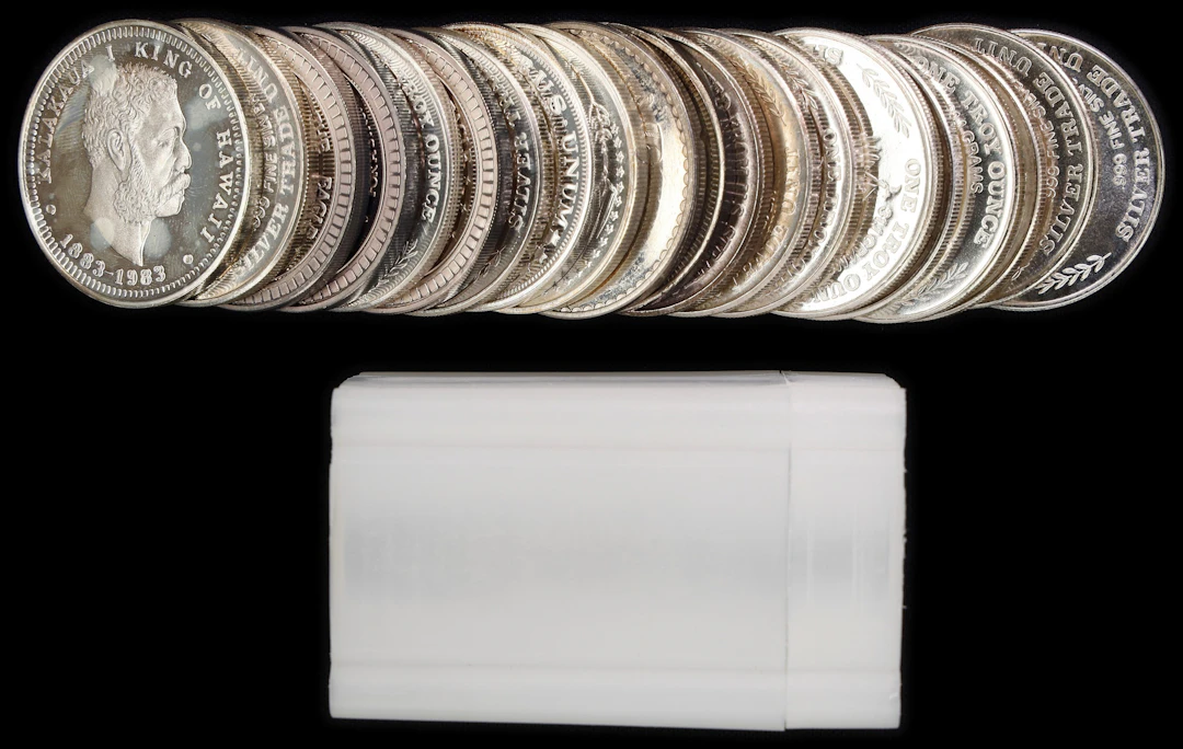 (20 oz, 622.08 g ASW). Lot of (20) Assorted Refineries 1 oz Silver Rounds.