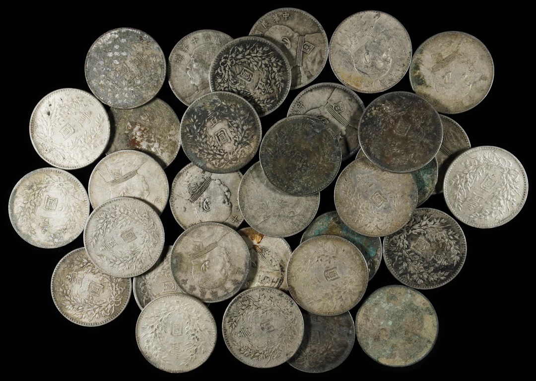 (t) CHINA. Group of Yuan Shi-Kai Dollars (32 Pieces), Year 9 (1920)