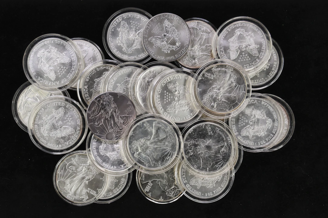 (26 oz, 808.704 g ASW). Lot of (26) Mixed Date American Silver Eagles.