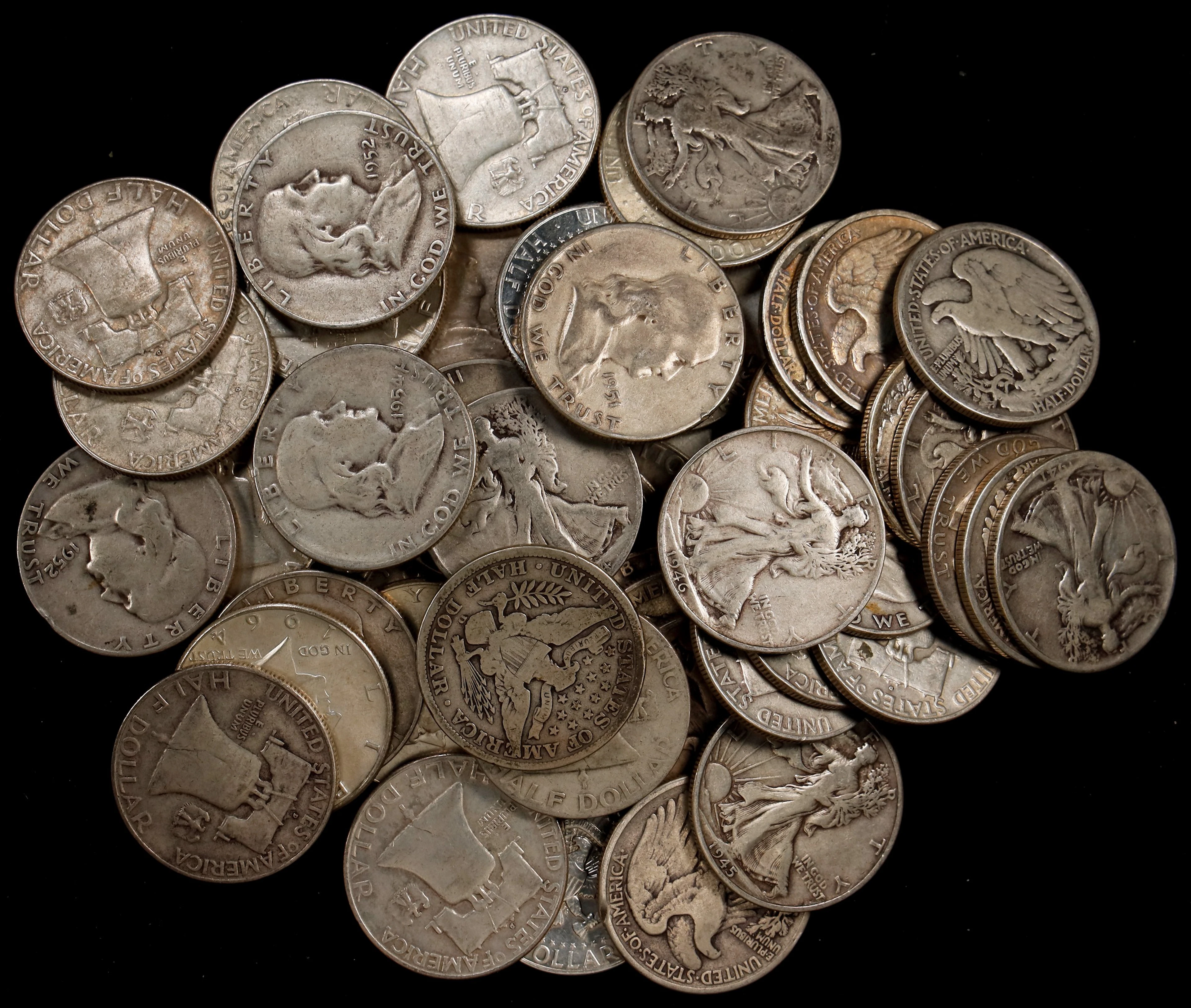 (18.948 oz, 589.343 g ASW). $26.50 Face Value in 90% Silver Half-Dollars.
